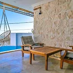 Akbel 1 Bedroom Secluded With Hot Tub 别墅 *