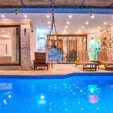 빌라 Akbel 1 Bedroom Secluded With Hot Tub