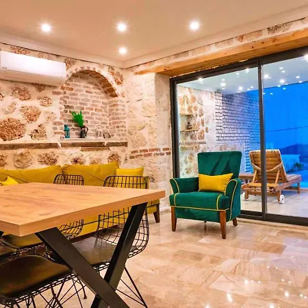 Villa Akbel 1 Bedroom Secluded With Hot Tub
