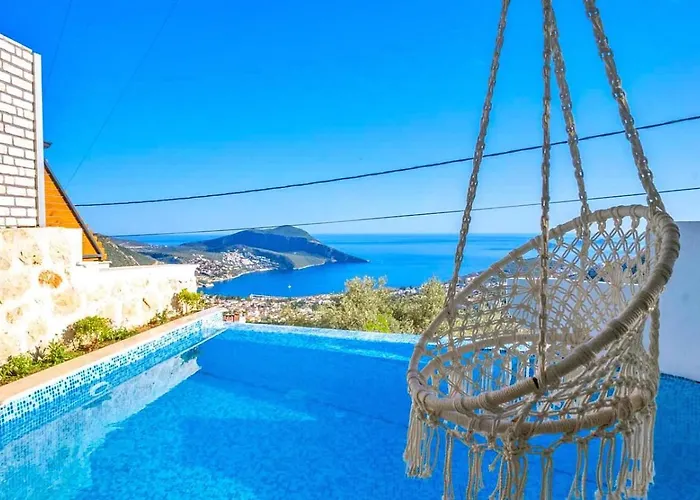 Akbel 1 Bedroom Secluded With Hot Tub Villa *