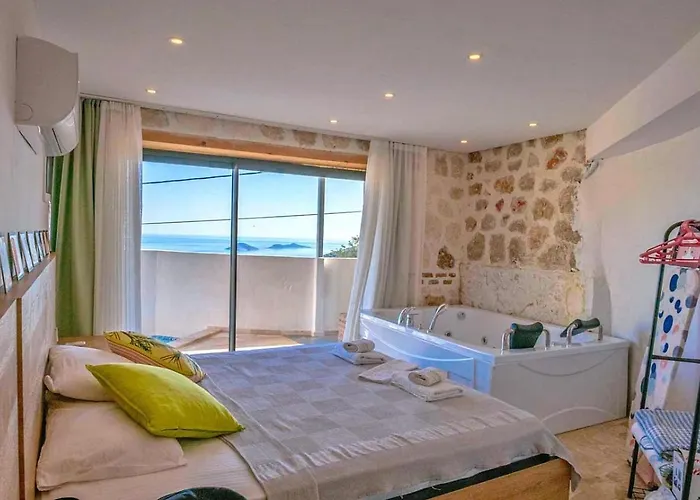 Akbel 1 Bedroom Secluded With Hot Tub Villa *
