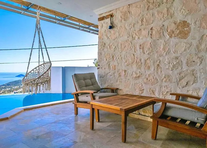 Akbel 1 Bedroom Secluded With Hot Tub Villa *
